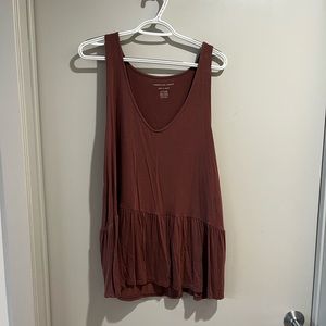American Eagle rose colored peplum tank top